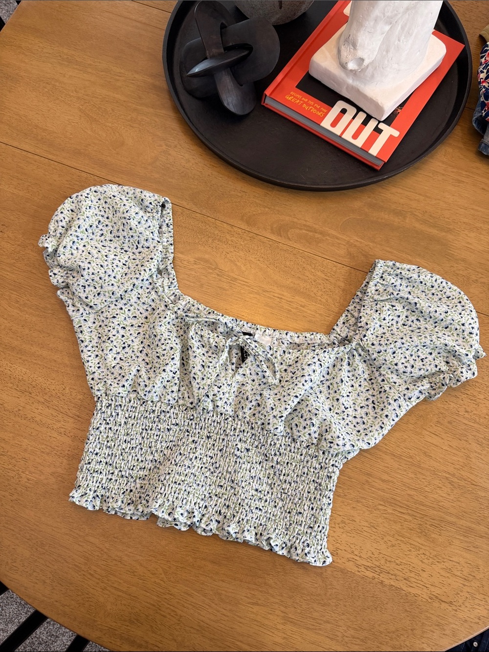 H&M Light Blue Floral Smocked Puff-Sleeve Crop Top